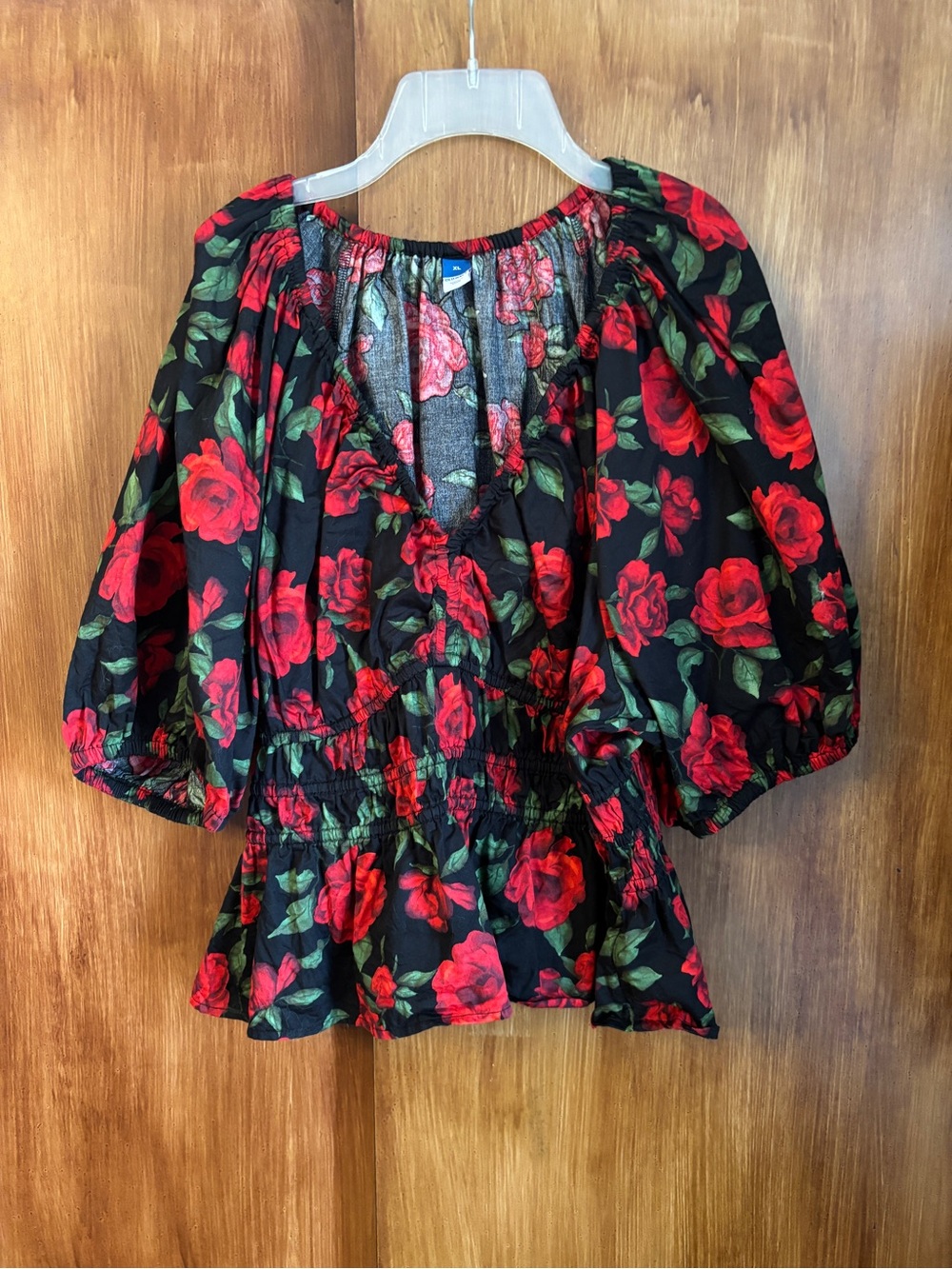 EUC Old Navy Puff-Sleeve Smocked Peplum Floral Black Rose Print Top | Women’s XL